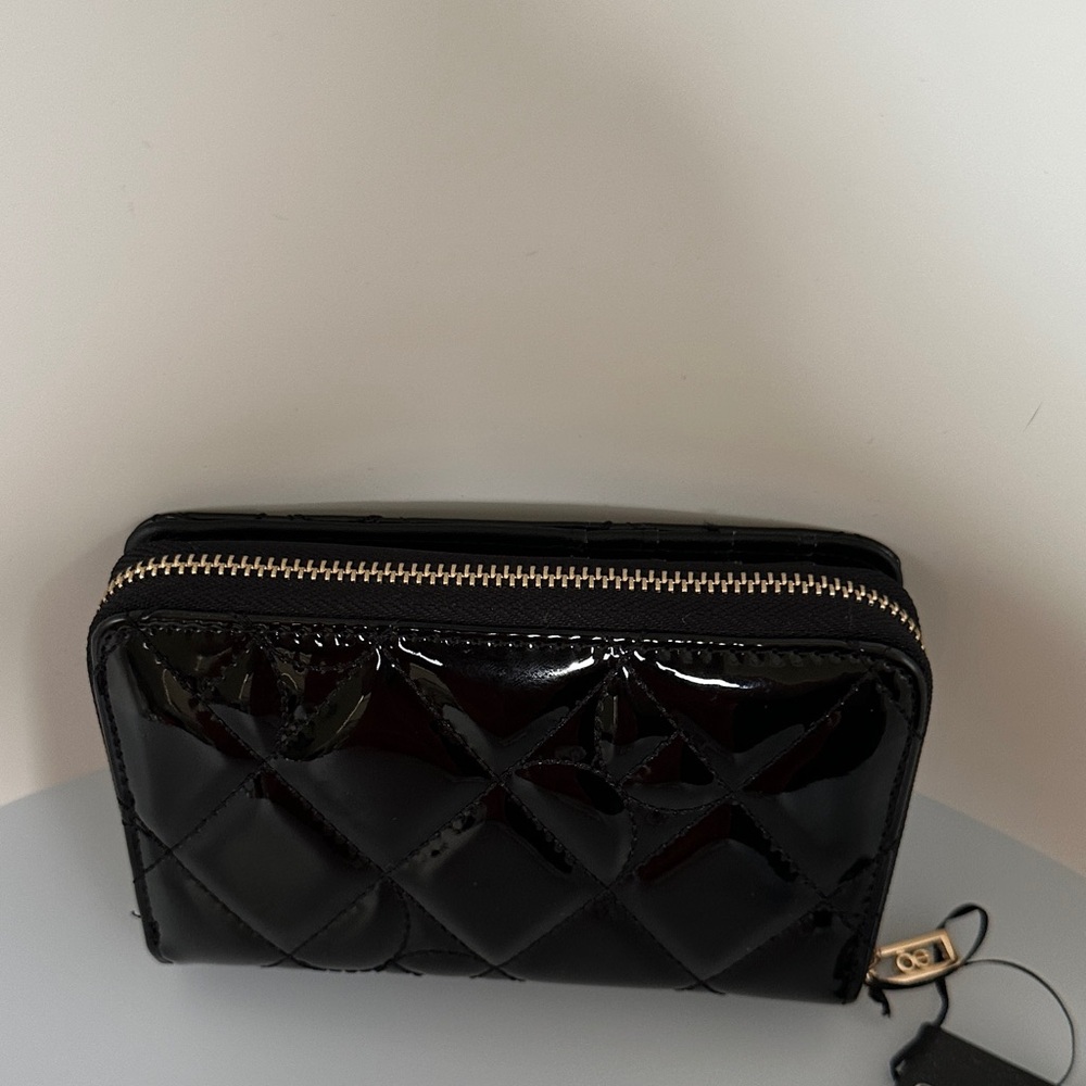 Cleo Glossy Black Patent leather Clutch - Picture 4 of 8